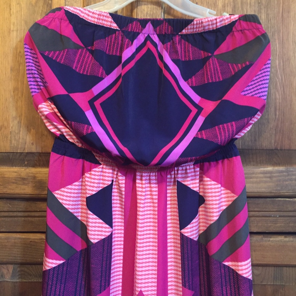 Express🔹Geometric Pattern🔹Tube Dress - Picture 3 of 10